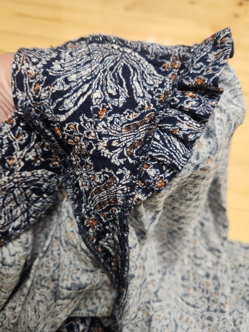 Treasure & Bond Balloon Long Sleeve Peplum Top in Navy Antique Floral Paisley. - Picture 14 of 14